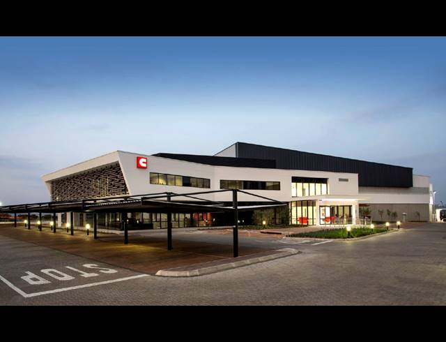 12,000M² WAREHOUSE TO LET IN STIKLAND INDUSTRIAL
